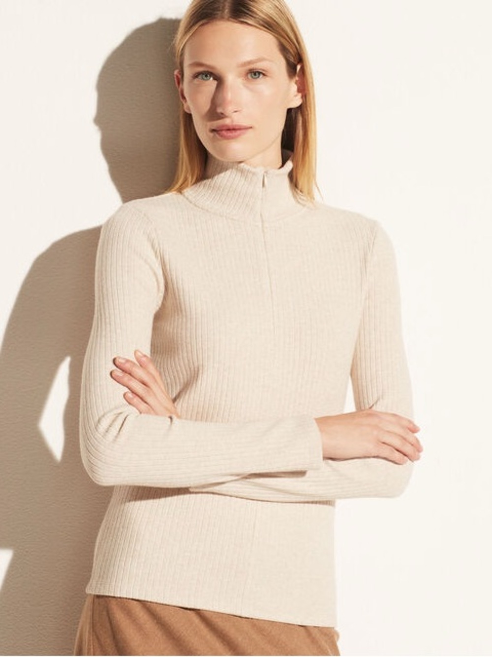 Vince Ribbed Half Zip Turtleneck in Heather Dark Ivory